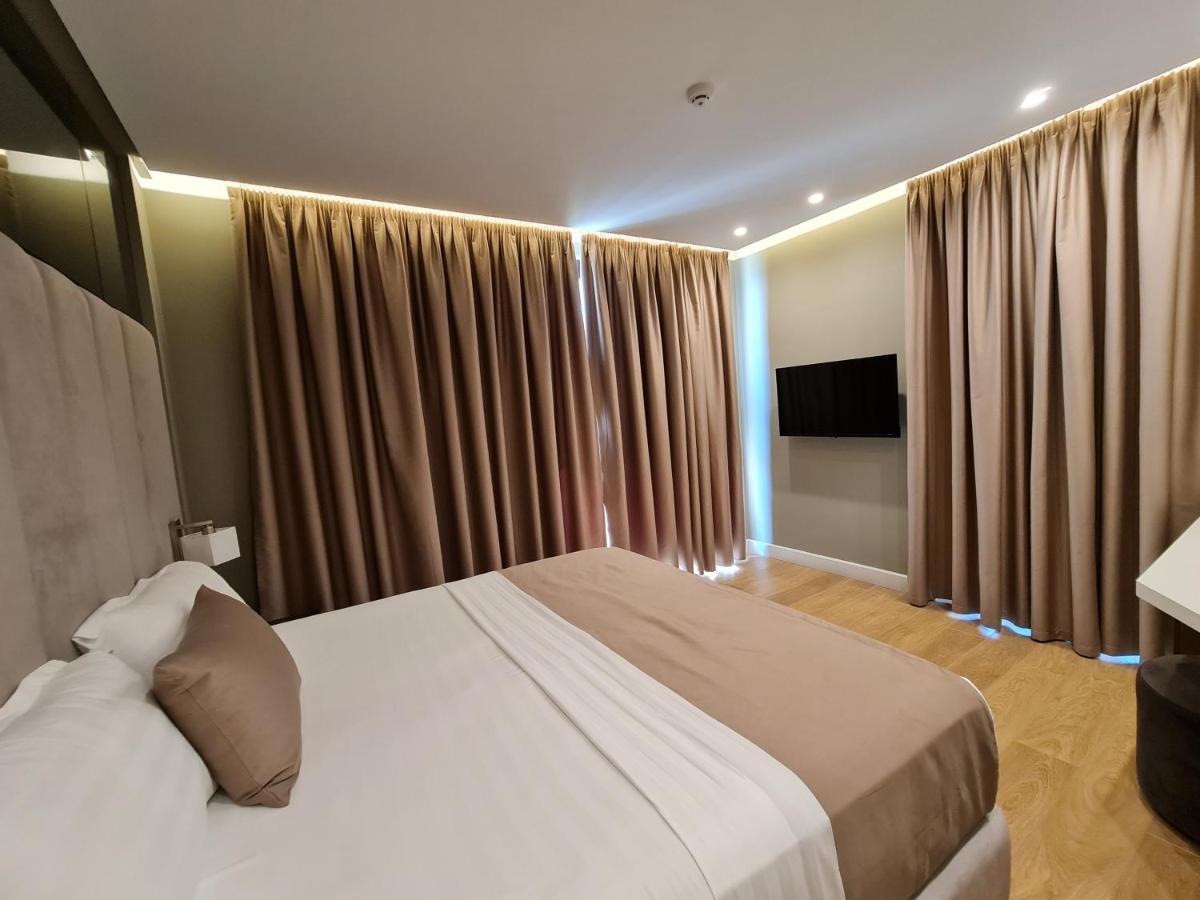 Hotell Aross 5*