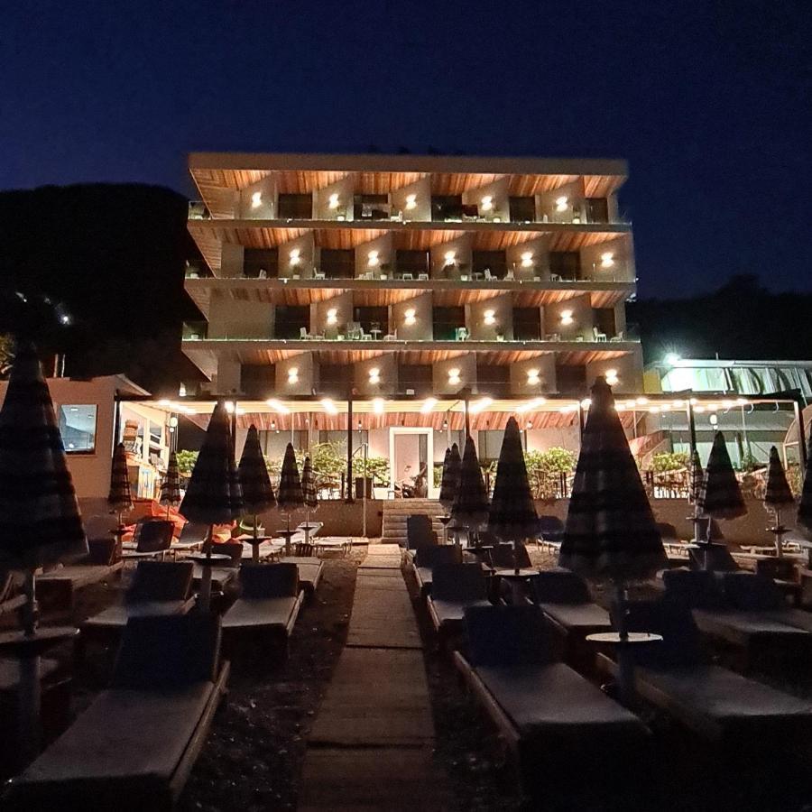 Aross Hotell Kanine